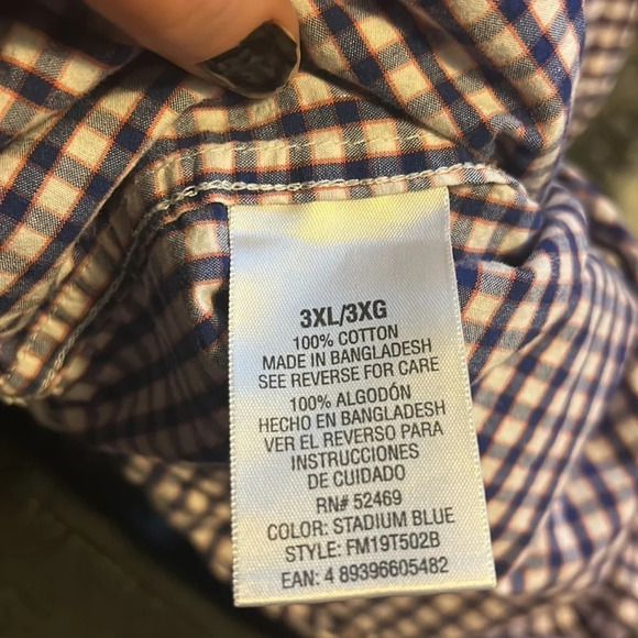 Gingham Faded Glory Button UP - Picture 5 of 5